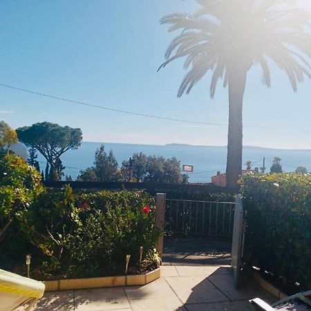 Residence Le Paradou Le Le Rayol-Canadel-sur-Mer Esterno foto