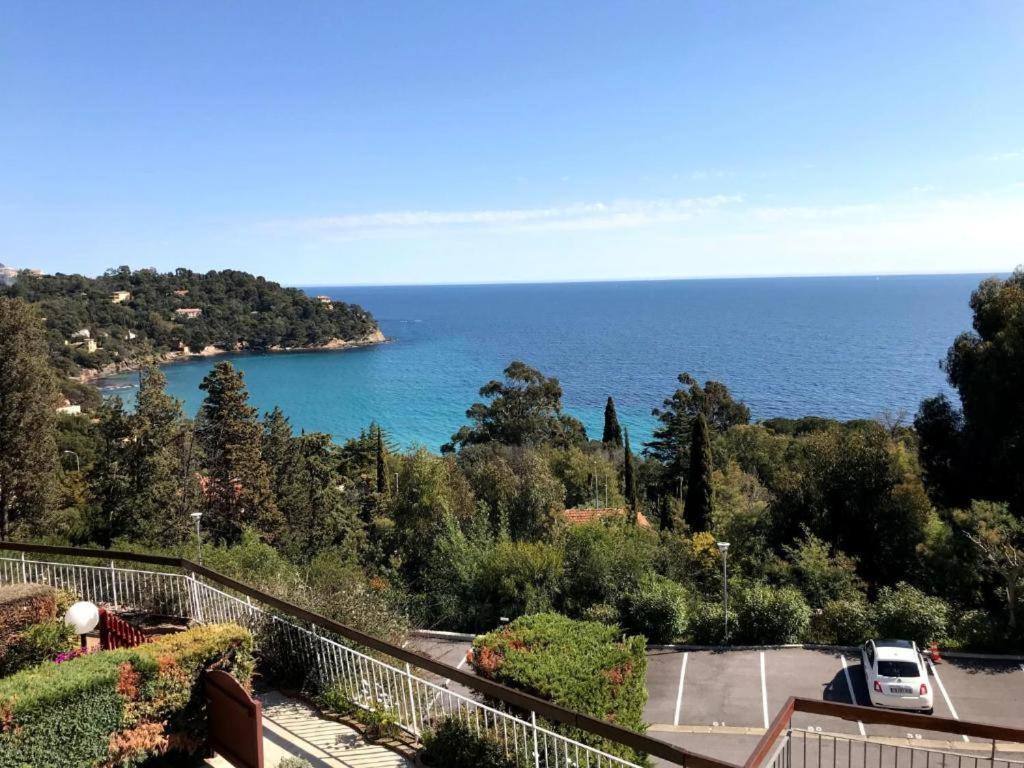 Residence Le Paradou Le Le Rayol-Canadel-sur-Mer Esterno foto